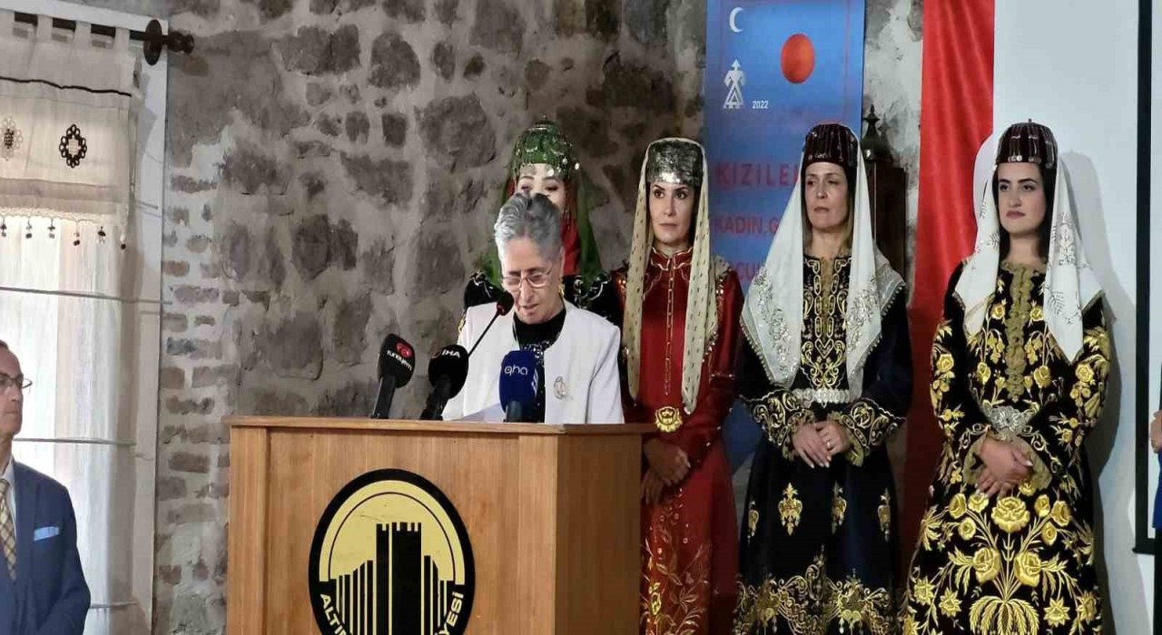 Türk Dünyası Üstün Hizmet Ödülleri sahiplerini buldu