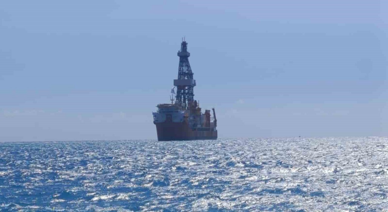 Türkiyenin 228 metrelik denizdeki yeni gücü: West Draco Mersine ulaştı