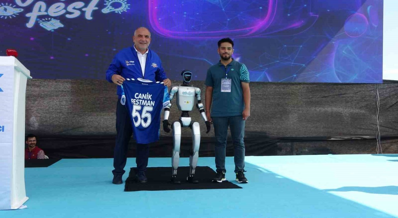 Türkiyenin en büyük yapay zeka festivali başladı