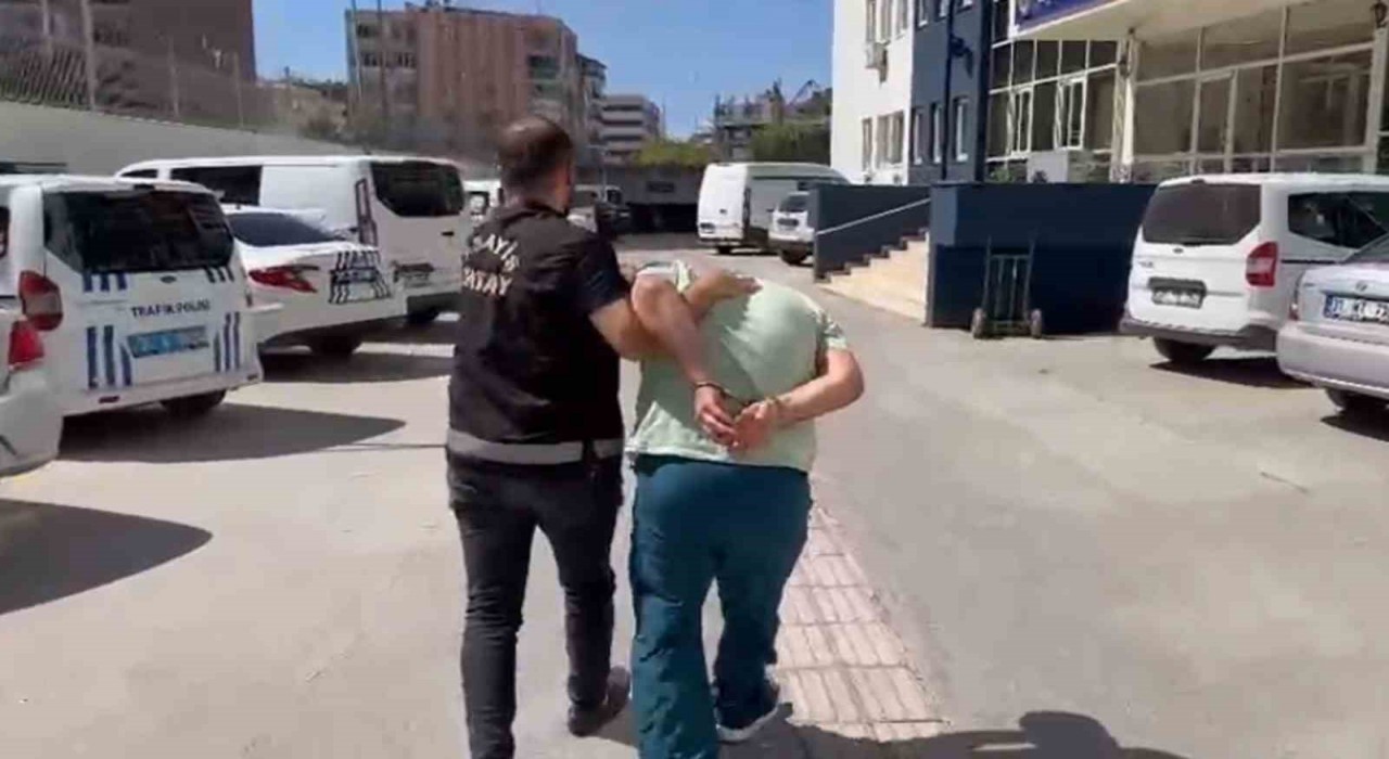 Ülkeye gümrüksüz eşya girdirmeye çalışan şahıs tutuklandı