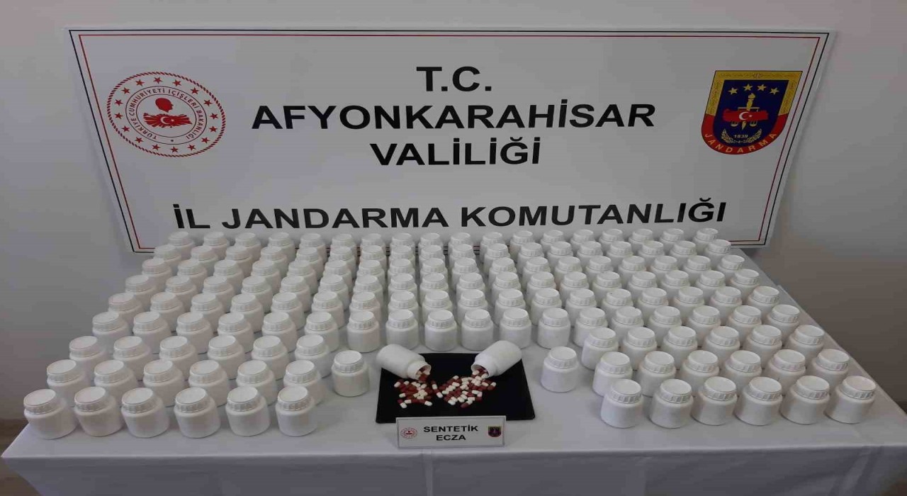 Uyuşturucu operasyonunda 8 bin 81 adet uyuşturucu hap ele geçirildi