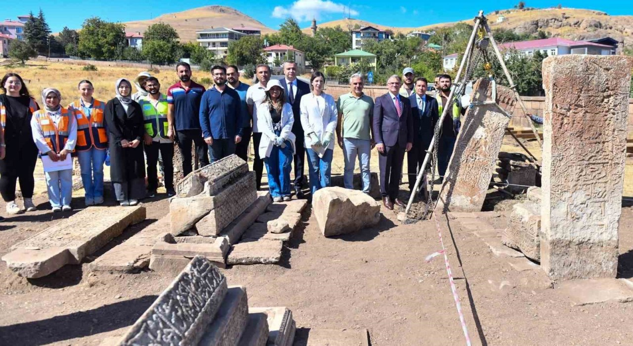 Vali Balcı: Tarihi mirasımıza ve kültürümüze sahip çıkıyoruz