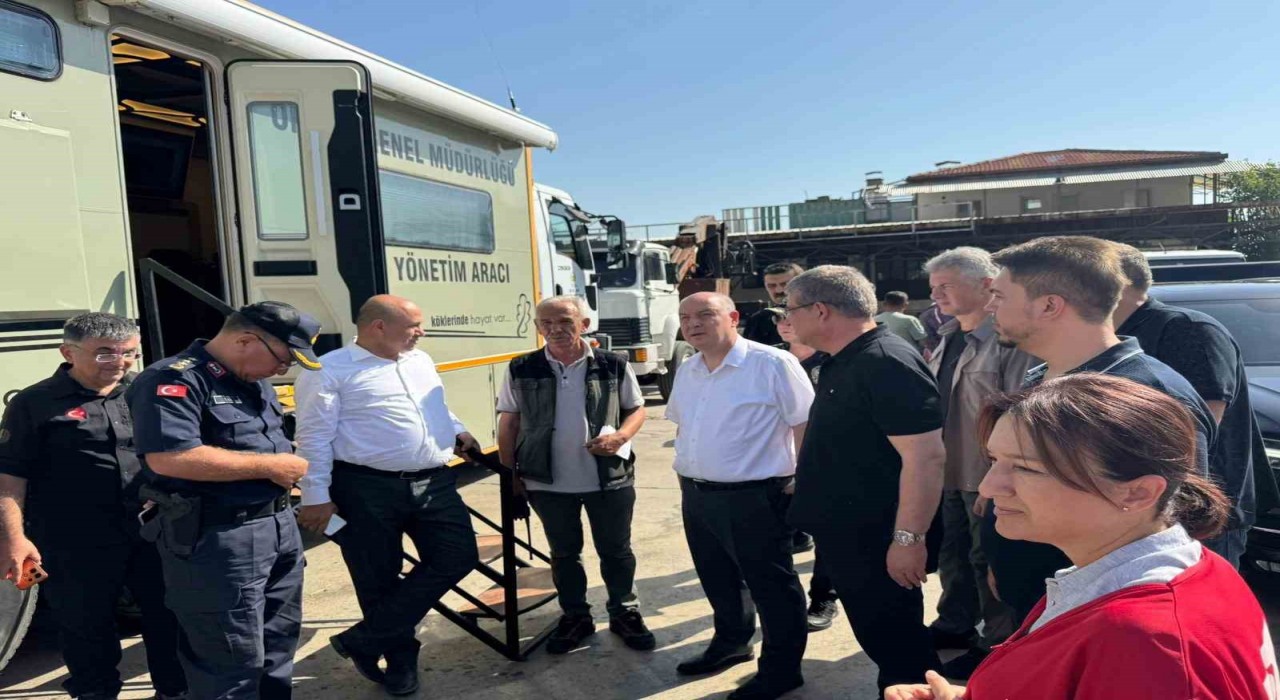 Vali Coşkun, Yangın kontrol altına alındı, soğutma çalışmaları devam ediyor