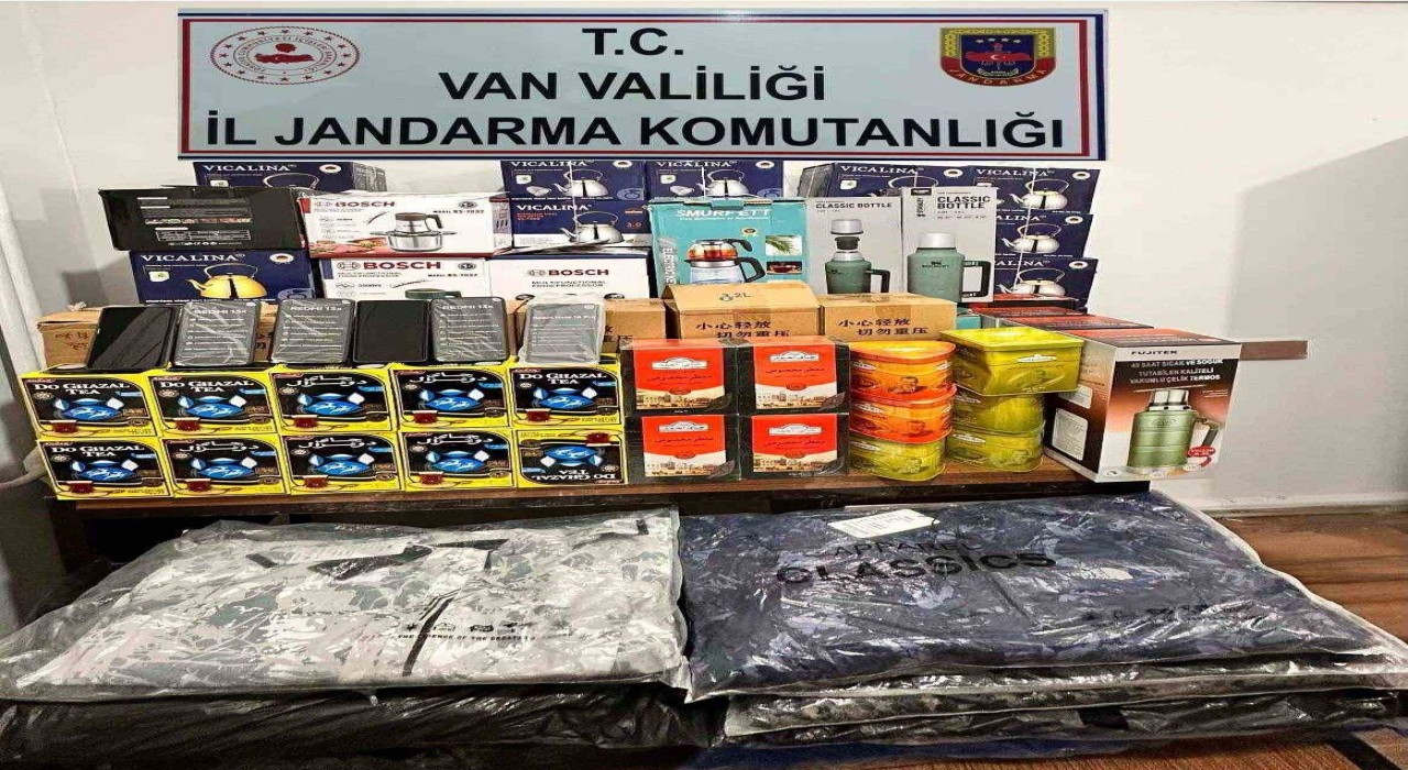 Vanda gümrük kaçağı malzemeler ele geçirildi
