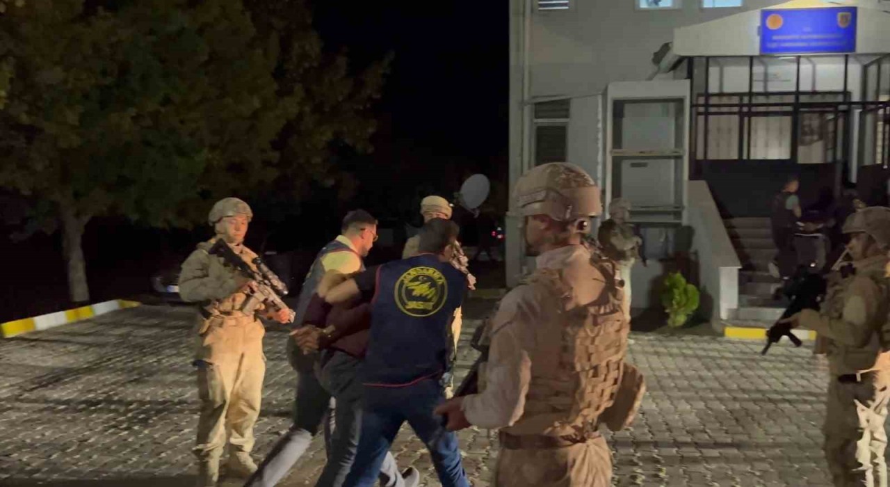 Vanda kasten öldürme olayının firarileri tutuklandı