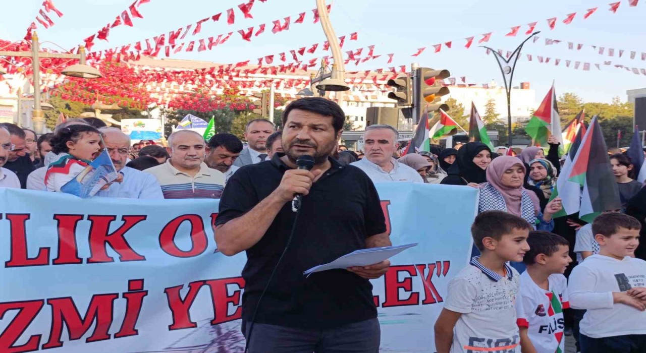 Vandaki STKlardan Küresel Sumud Filosuna destek