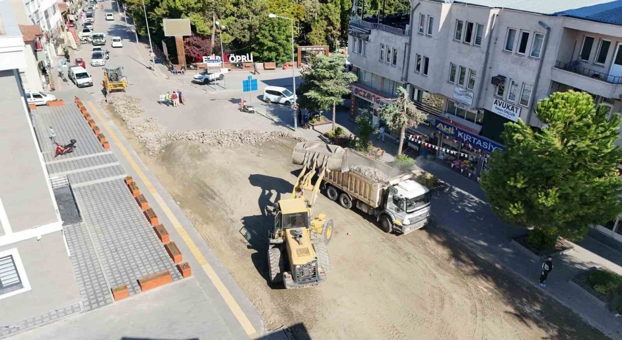 Vezirköprüde yol yenileme çalışmaları başladı
