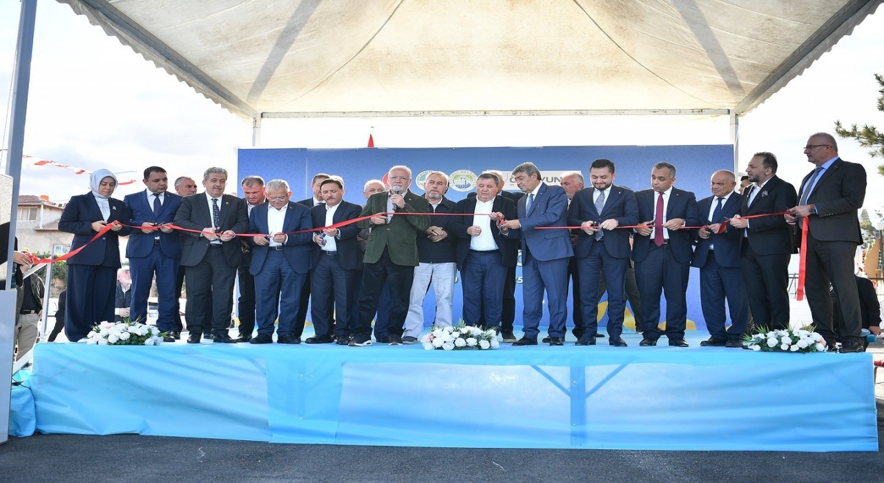 Yahyalı Belediyesi Tekstil Fabrikası Açılış Töreni gerçekleştirildi