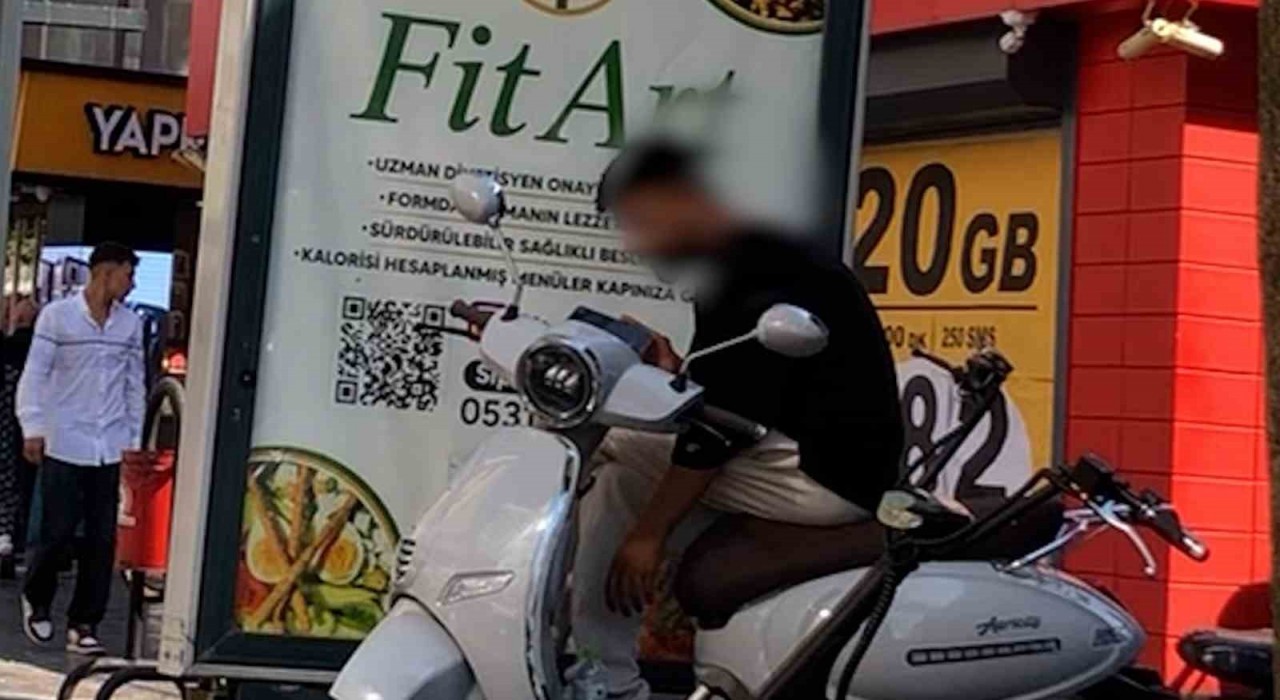 Yaka kameralı zabıta, yere çöp atanı affetmiyor