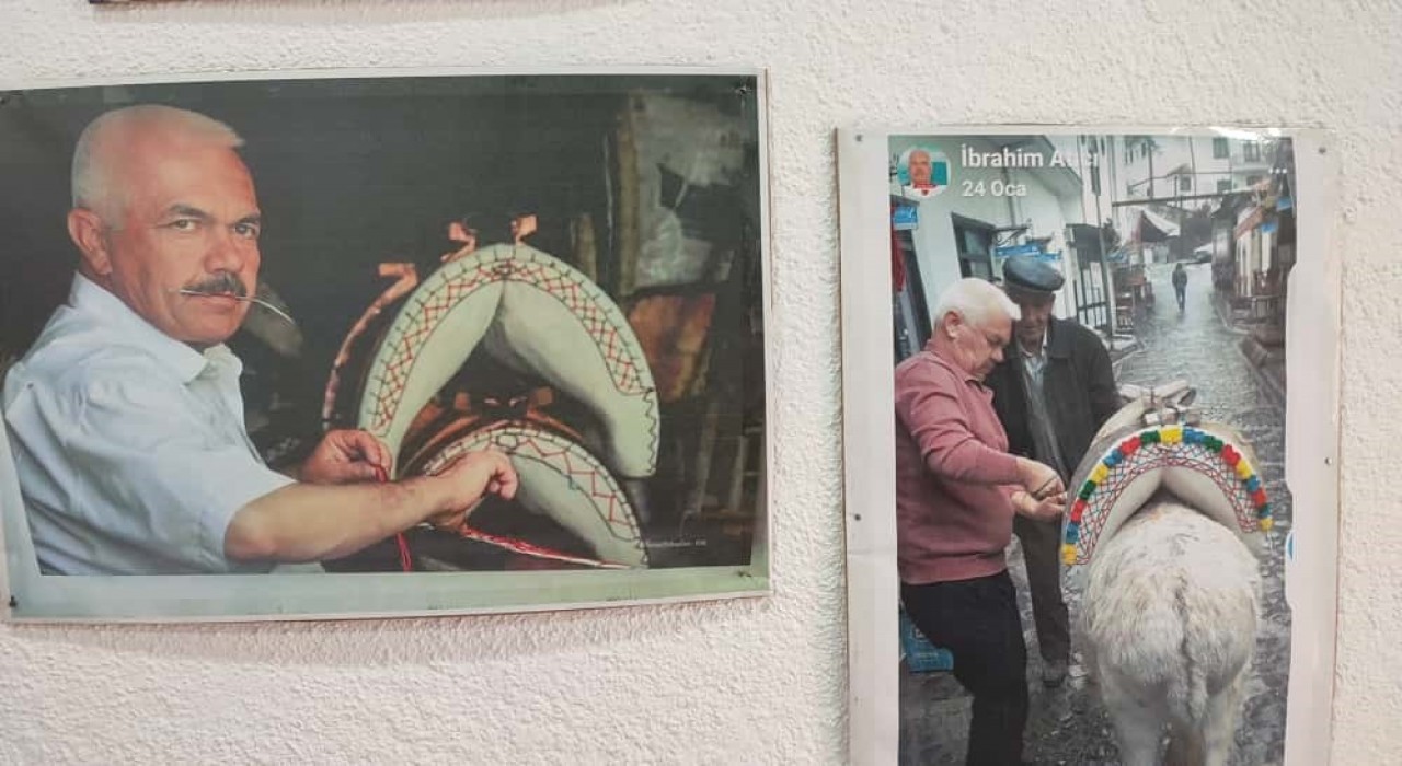 Yaşayan İnsan Hazinesi ödüllü usta, semerciliği yaşatmaya devam ediyor