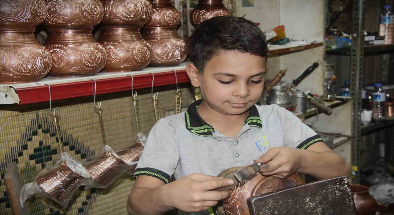 Yaşı küçük ustalığı büyük