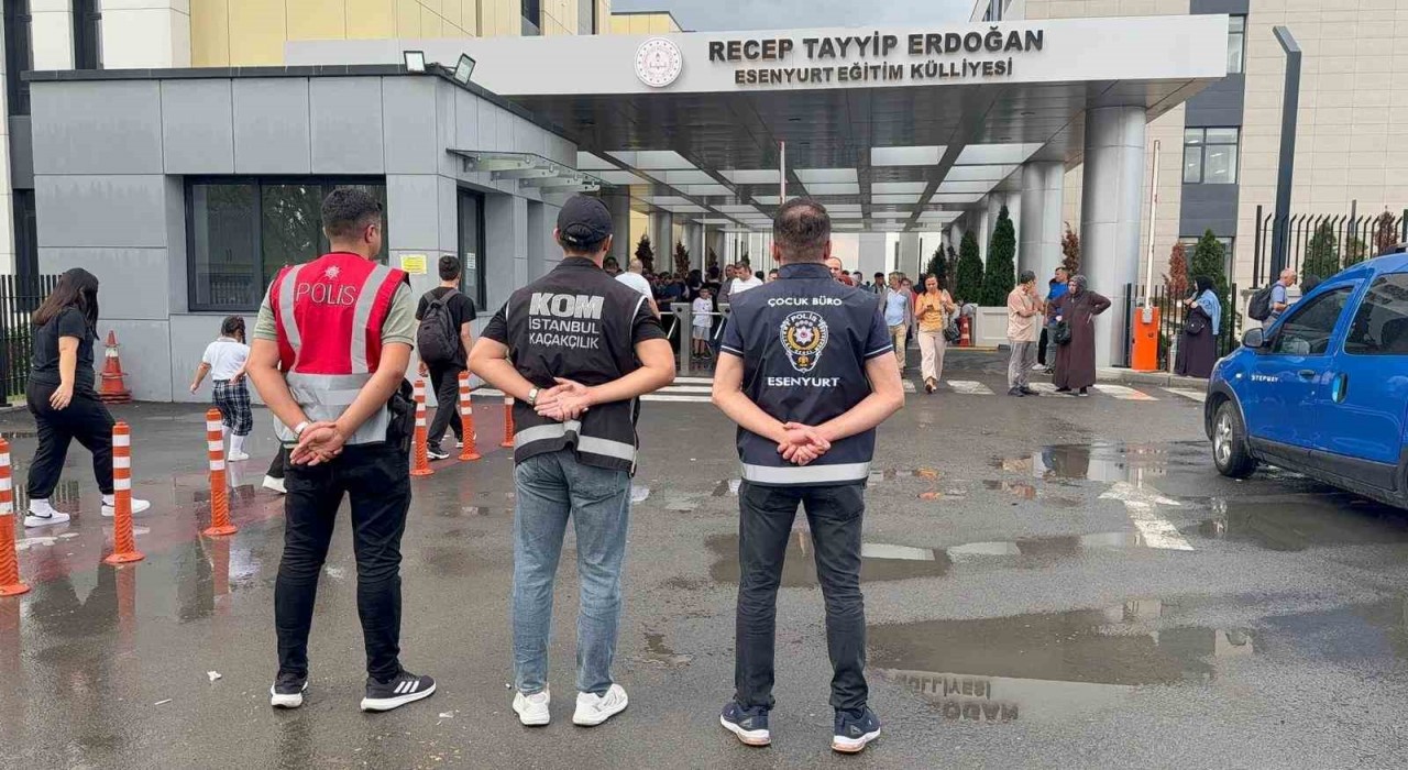 Yeni eğitim öğretim yılında polis ekipleri göz açtırmadı