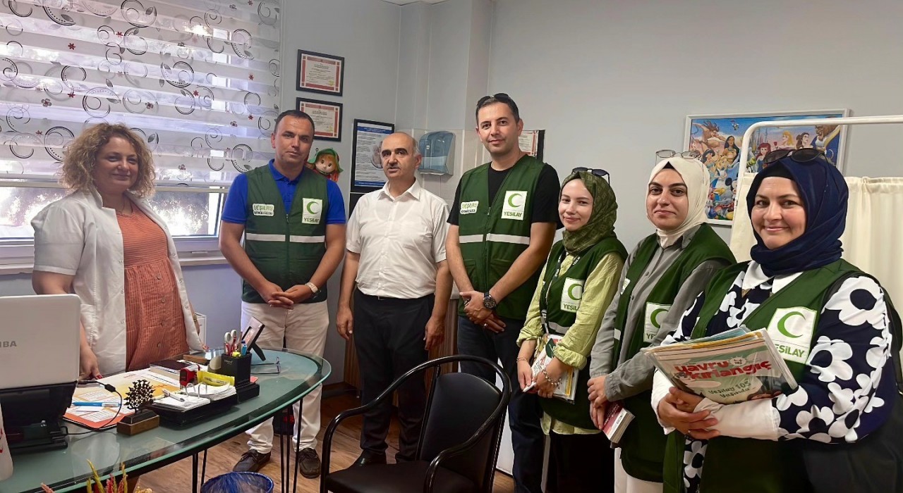 Yeşilay Şube Başkanı Türkmen: Toplum sağlığı için hekimlerimizle omuz omuza çalışıyoruz