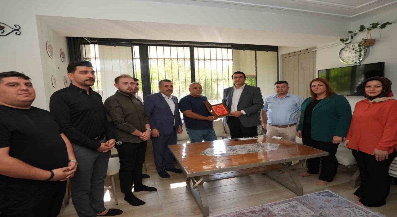 Yılmazdan anlamlı ziyaret