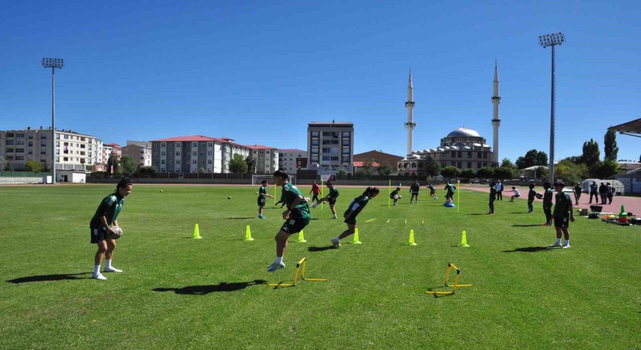 Yüksekova Spor, Trabzonspor maçına Karsta hazırlanıyor