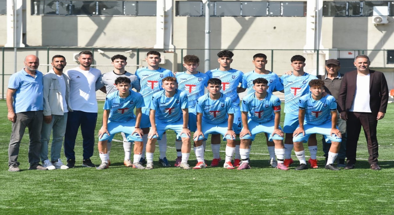 Yunusemrenin şampiyon gençleri 1. Amatör Ligde