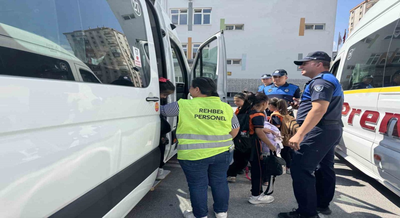 Zabıtadan okul servislerine denetim