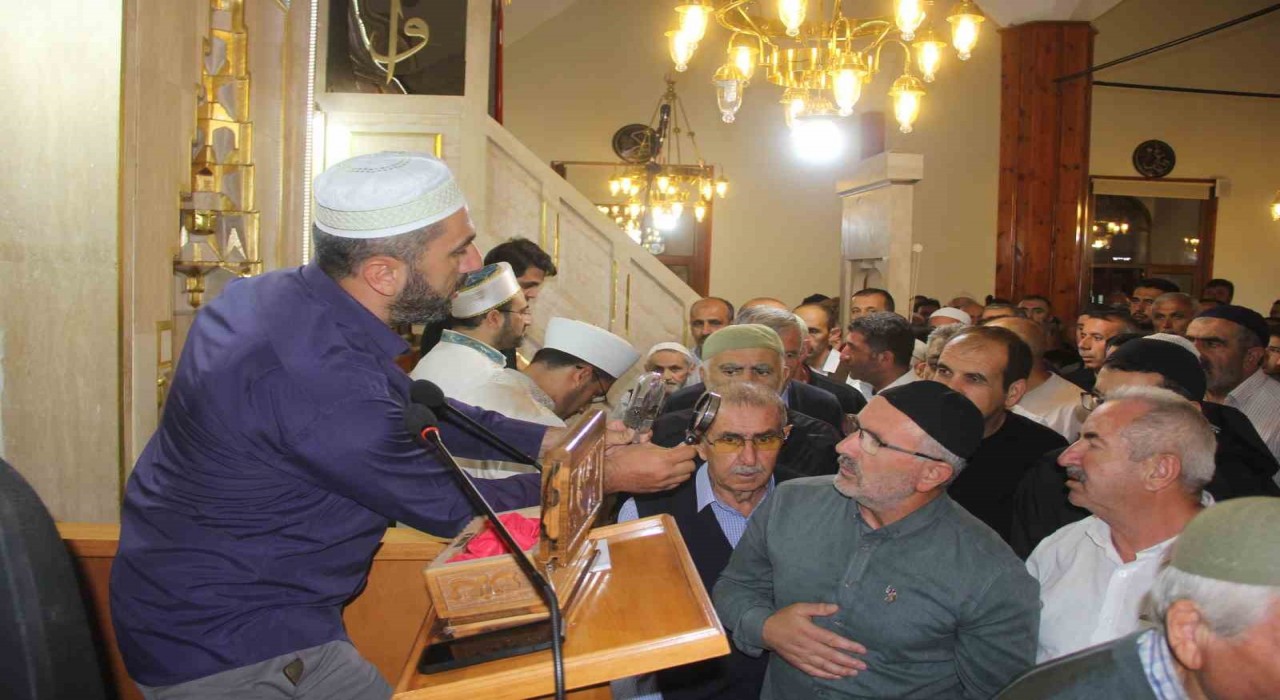 Zarada Mevlid Kandili coşkuyla kutlandı.