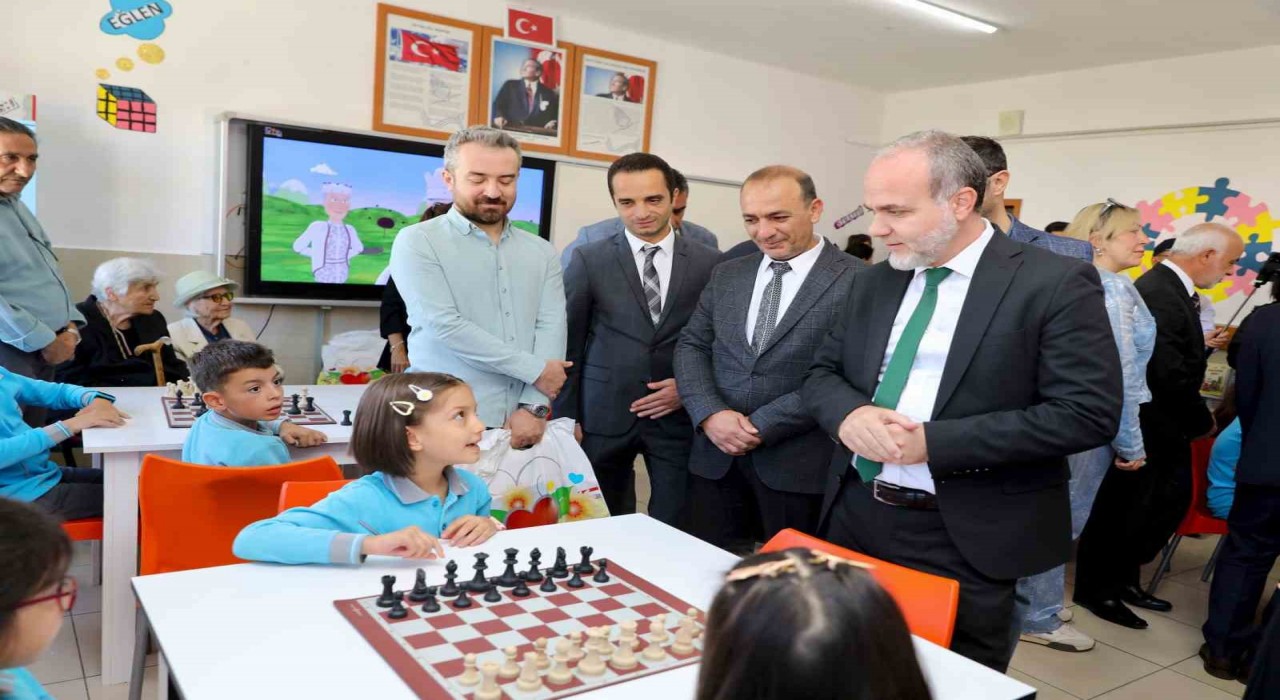 Zeka Oyunları Sınıfı ile ilkokul öğrencileri zihinlerini geliştirecek