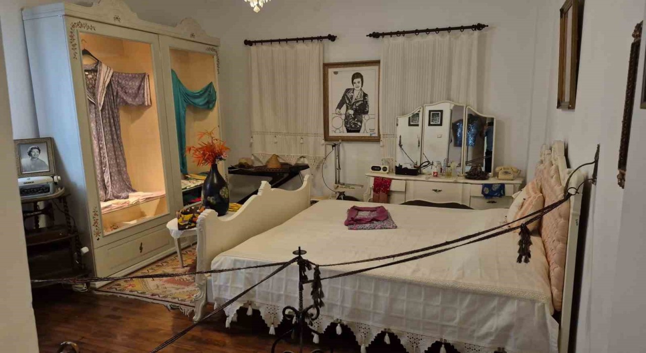 Zeki Müren, vefatının 29. yılında anıldı