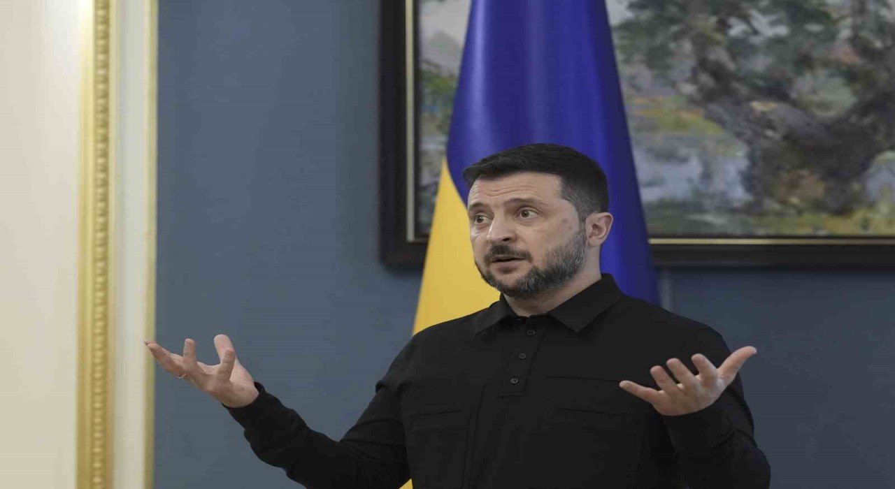 Zelenskiy: Esad gibi pisliklerin harabeye çevirdiği ülkelerin yeniden inşasına yardımcı olan herkese minnettarız