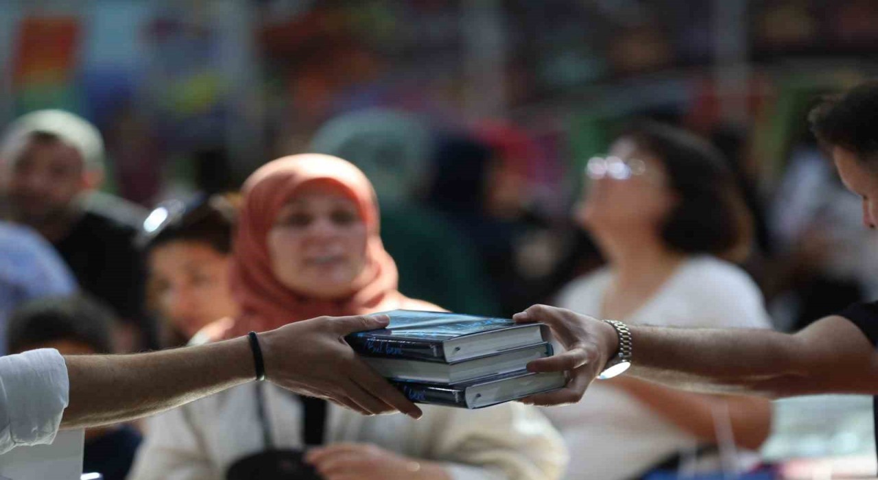 15. Antalya Kitap Fuarı 3 Ekimde başlıyor