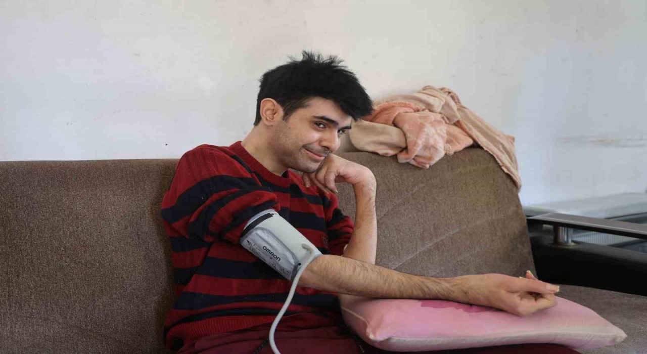 3 yıl sonra duş alıp, tıraş olan Barışın anksiyete ve depresyon sorunu olduğu ortaya çıktı