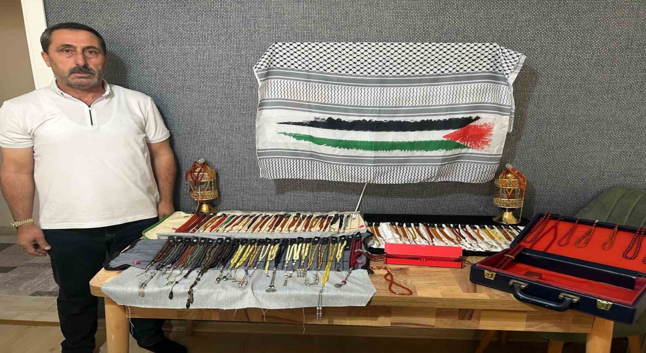 35 yıllık tespih koleksiyonunu Gazze için satışa çıkardı