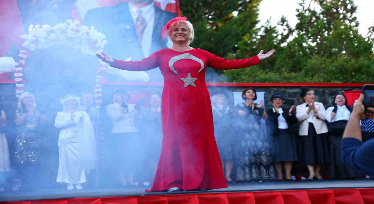 70inden sonra podyuma çıktılar, Cumhuriyetin zerafetini yansıttılar