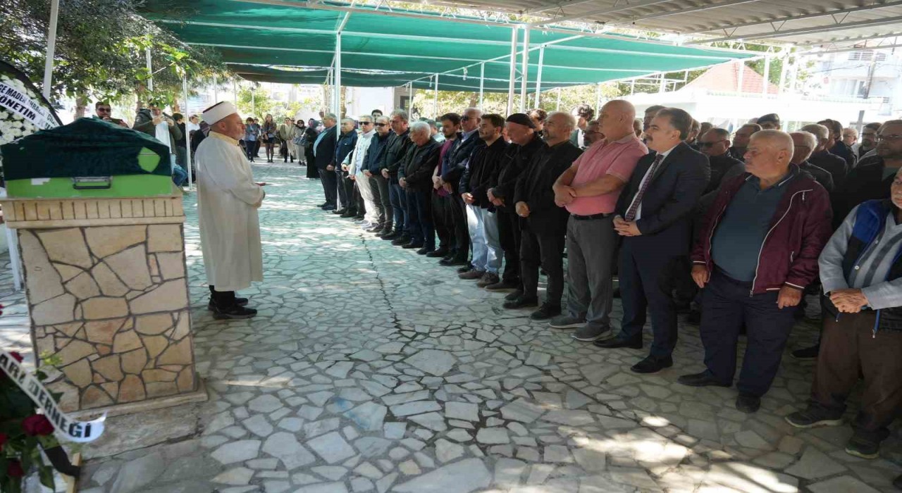 Acılı anne Handan Çalıktan yürekleri yakan paylaşım: Keşke geç kalsa idi