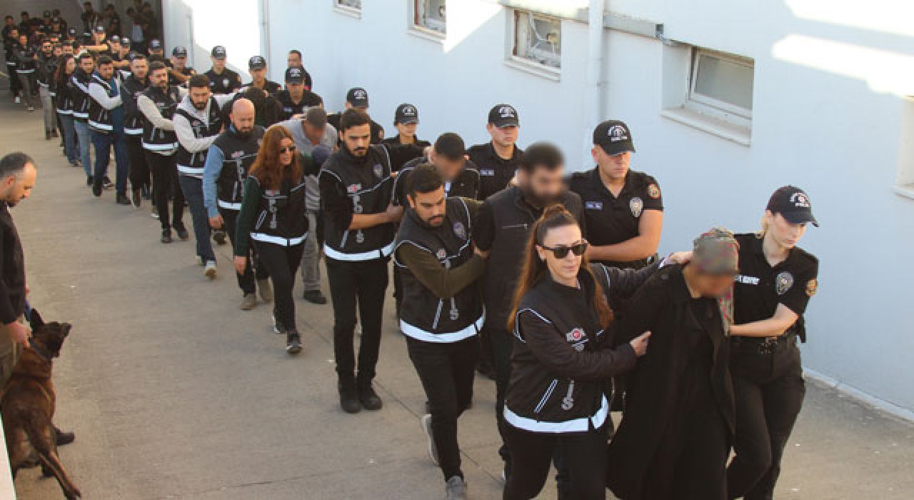 Adana Merkezli “Bayğaralar” Operasyonu: 10 İlde 106 Şüpheli Gözaltına Alındı