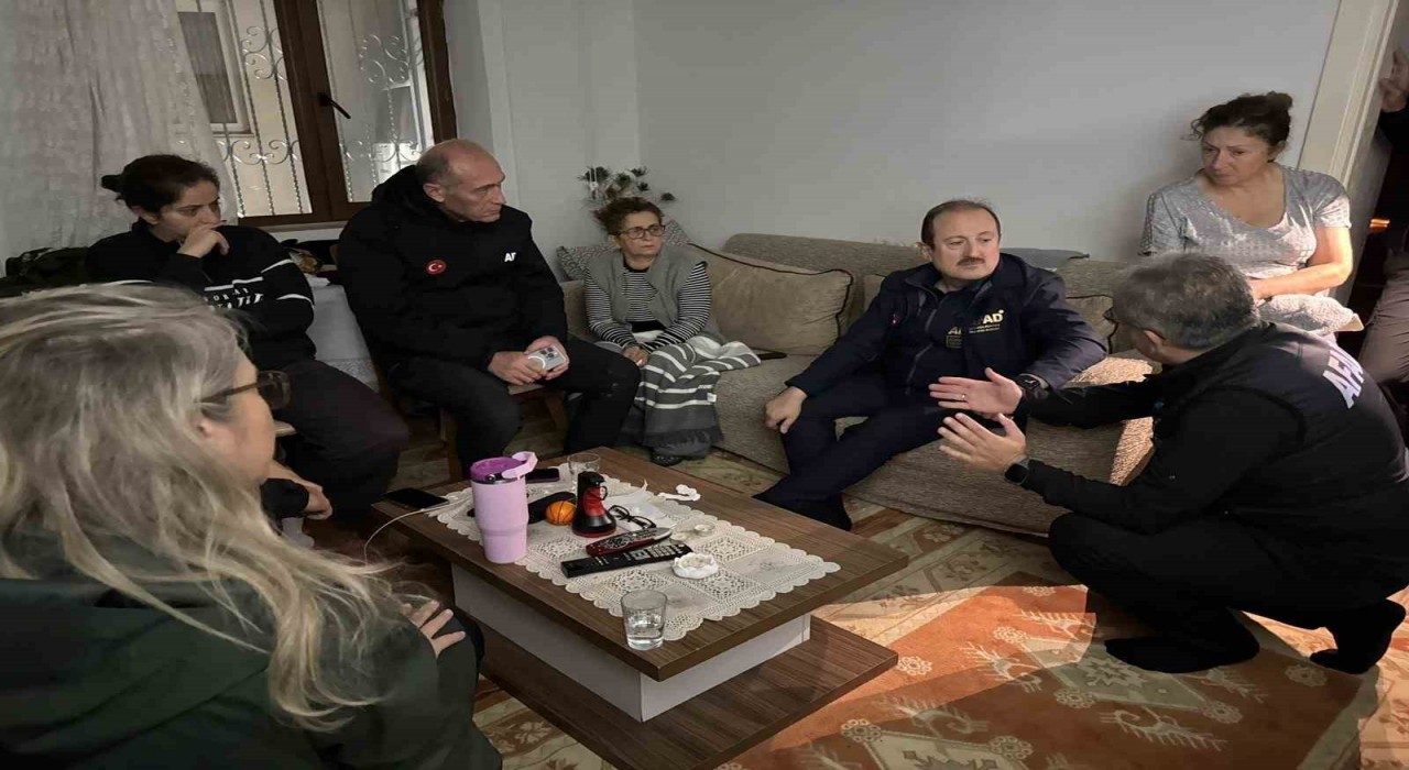 AFAD Başkanı selden etkilenen İzmirde