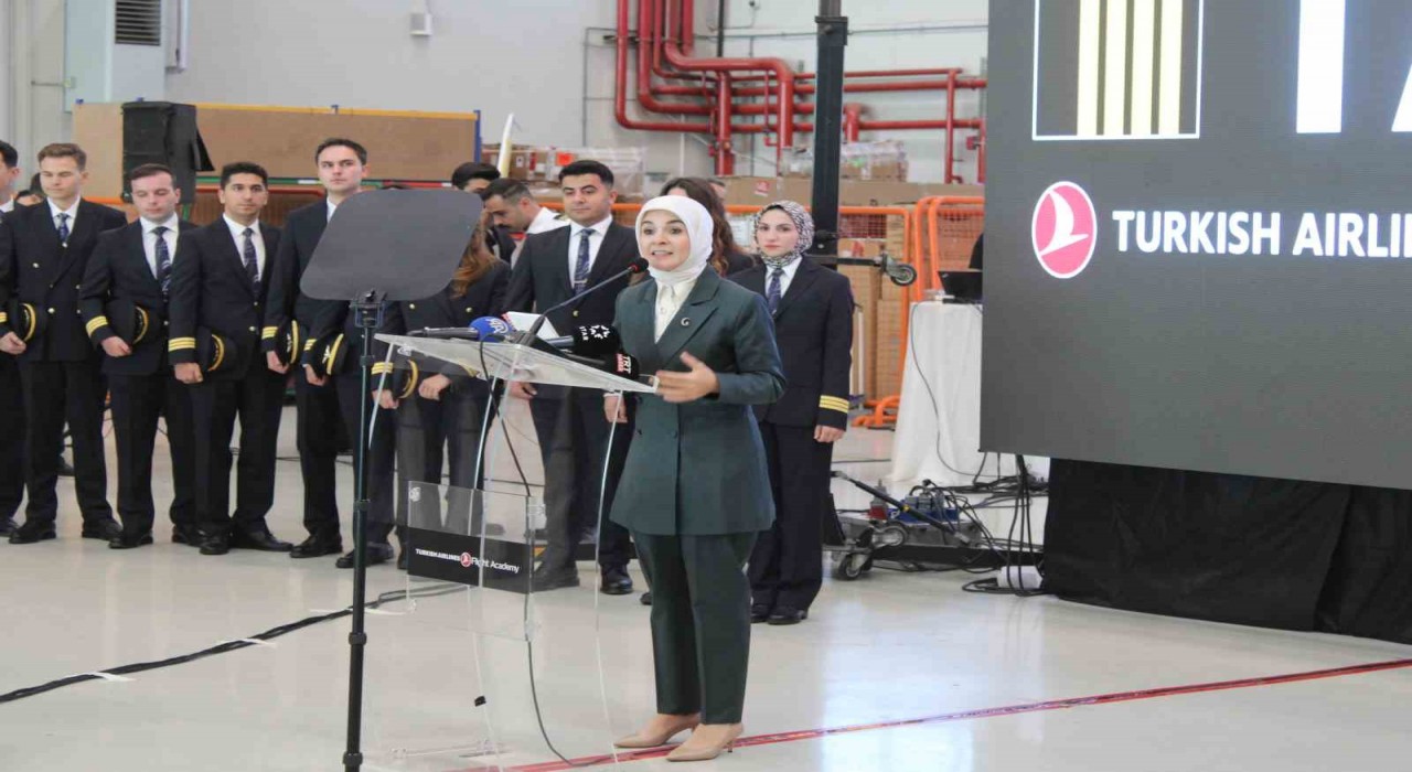 Aile ve Sosyal Hizmetler Bakanı Göktaş: Son 20 yılda kadın pilot sayısı 50 kat arttı