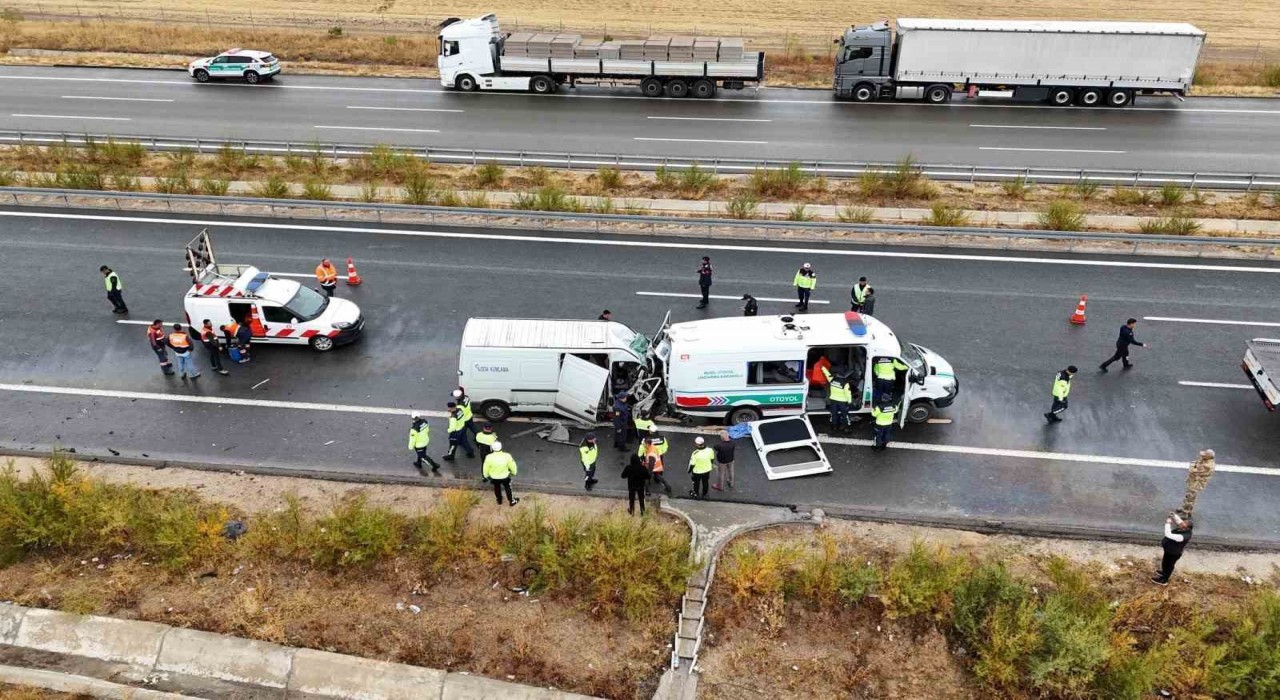 Aksarayda 2 askerin şehit olduğu, 2 kişinin hayatını kaybettiği kazada sürücü tutuklandı