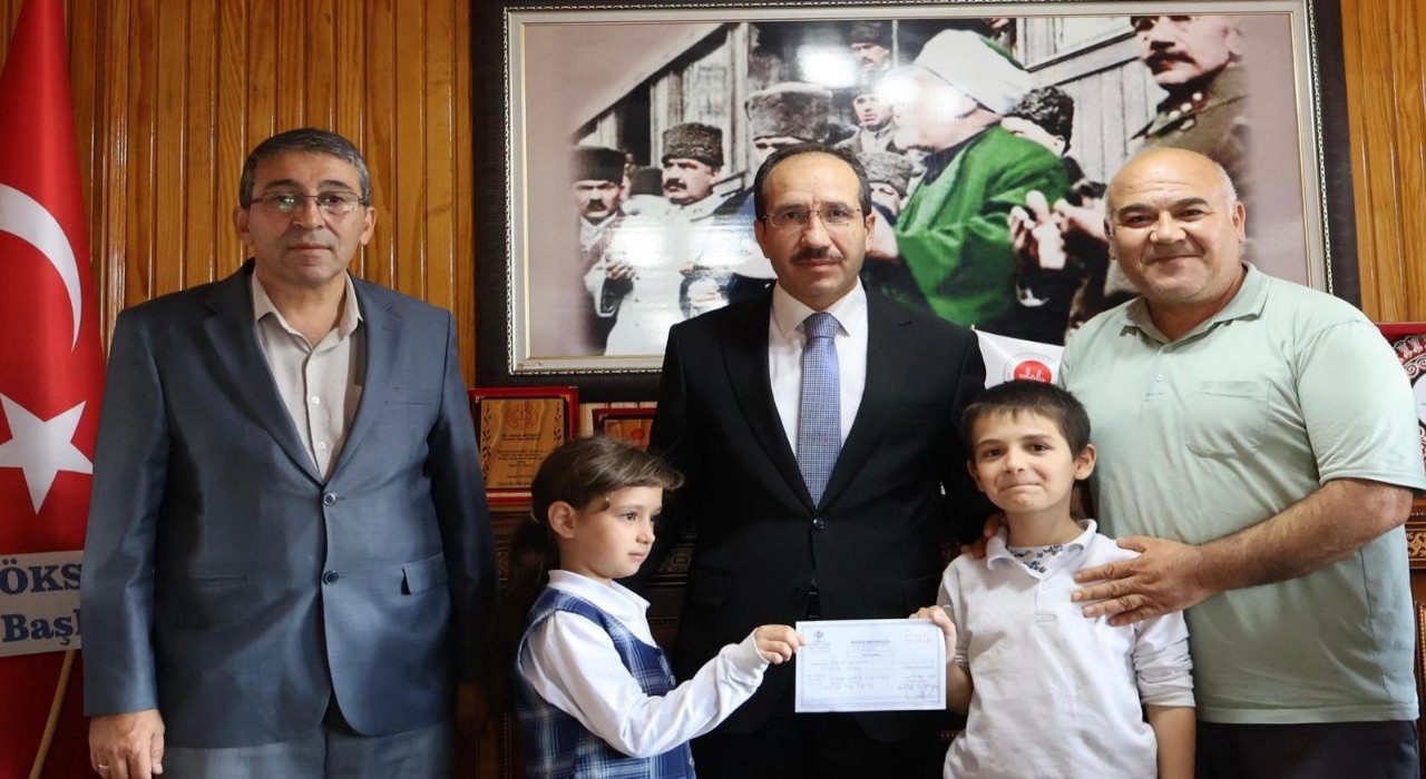 Akşehirli minik yüreklerden anlamlı bağış