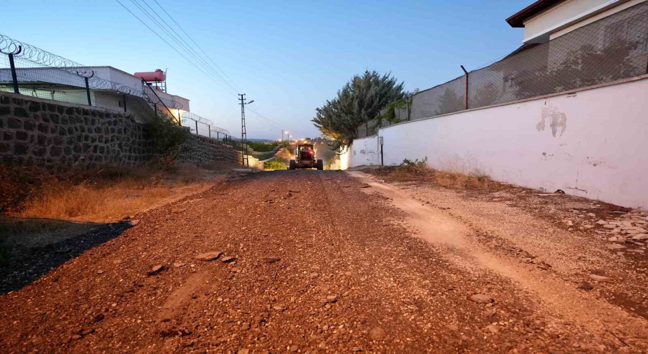 Aktoprak ve Nesimide yol çalışmaları tamamlandı