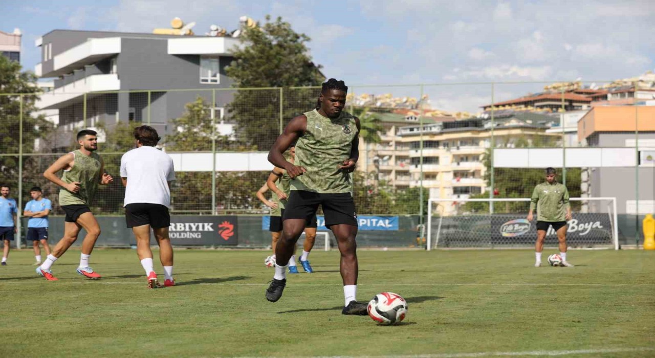 Alanyaspor, Gençlerbirliği maçı hazırlıklarını tamamladı