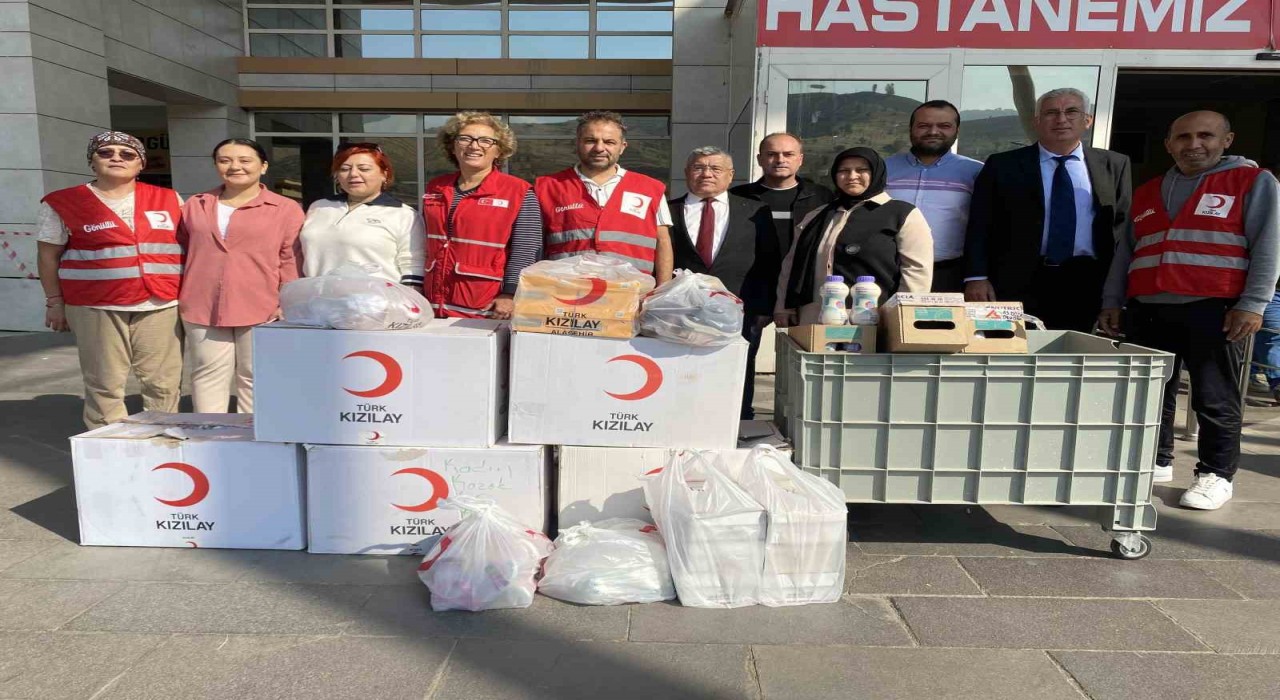 Alaşehir Kızılaydan Devlet Hastanesi Sosyal Marketine 600 kalem yardım