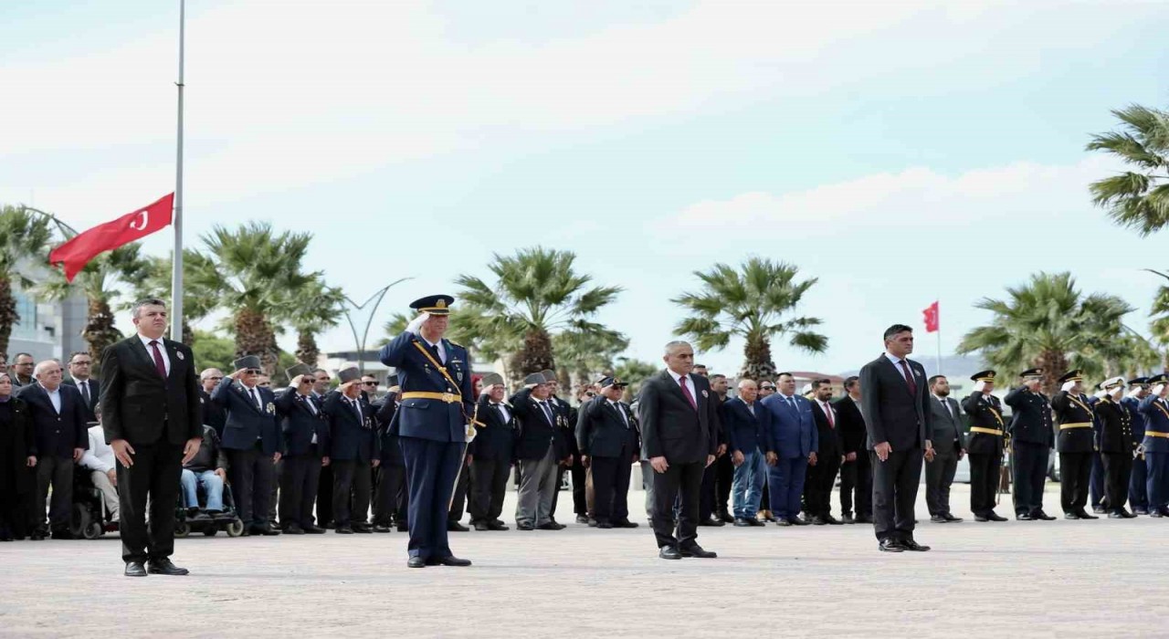 Aliağada Cumhuriyetin 102. yıl kutlamaları başladı
