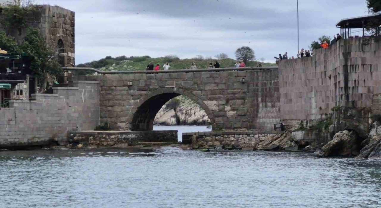 Amasrada Sahil Güvenlikten muhteşem Cumhuriyet Bayramı gösterisi