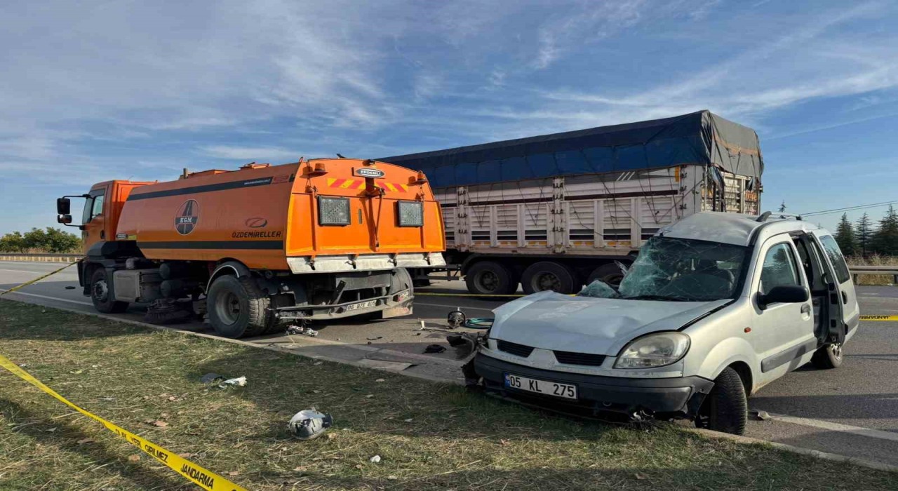 Amasyada feci kaza: 4 ölü, 1 yaralı