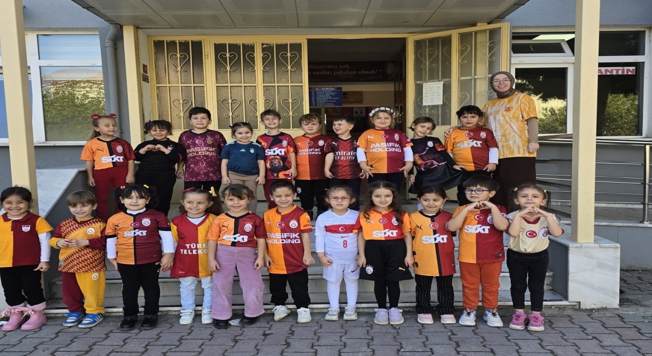 Ana sınıfında Forma Günü etkinliği