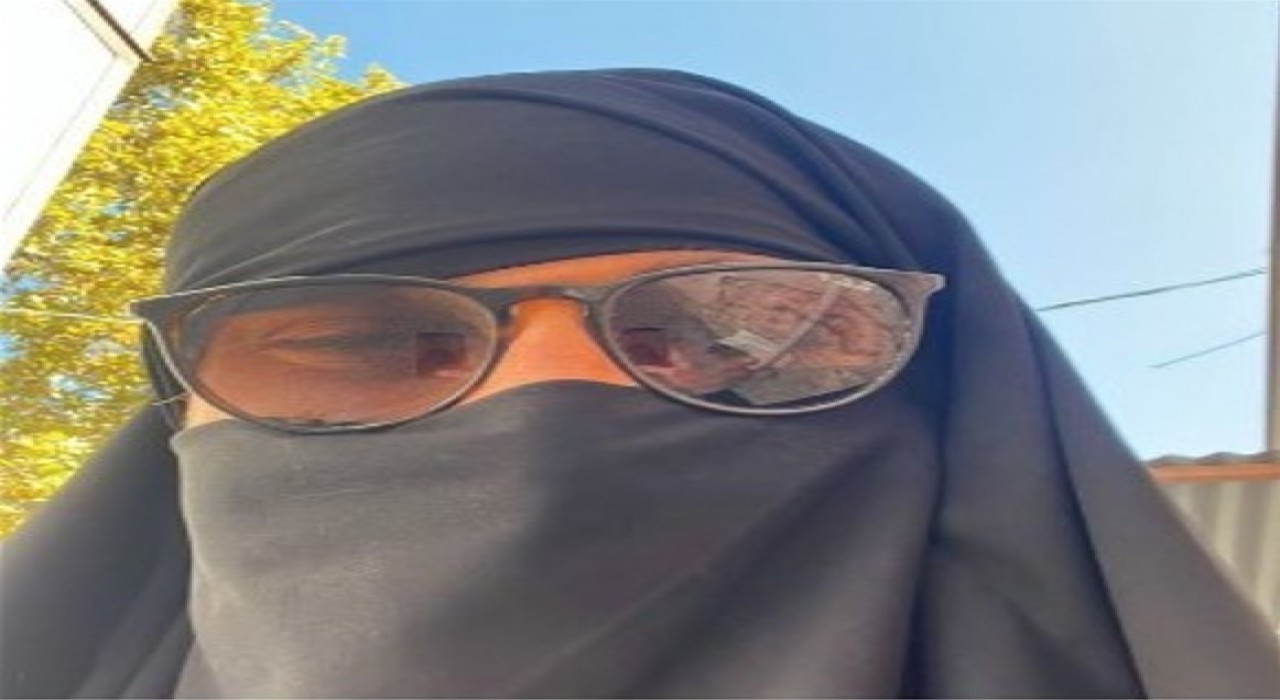 Ankarada çarşafla gezen erkek şahıs gözaltına alındı