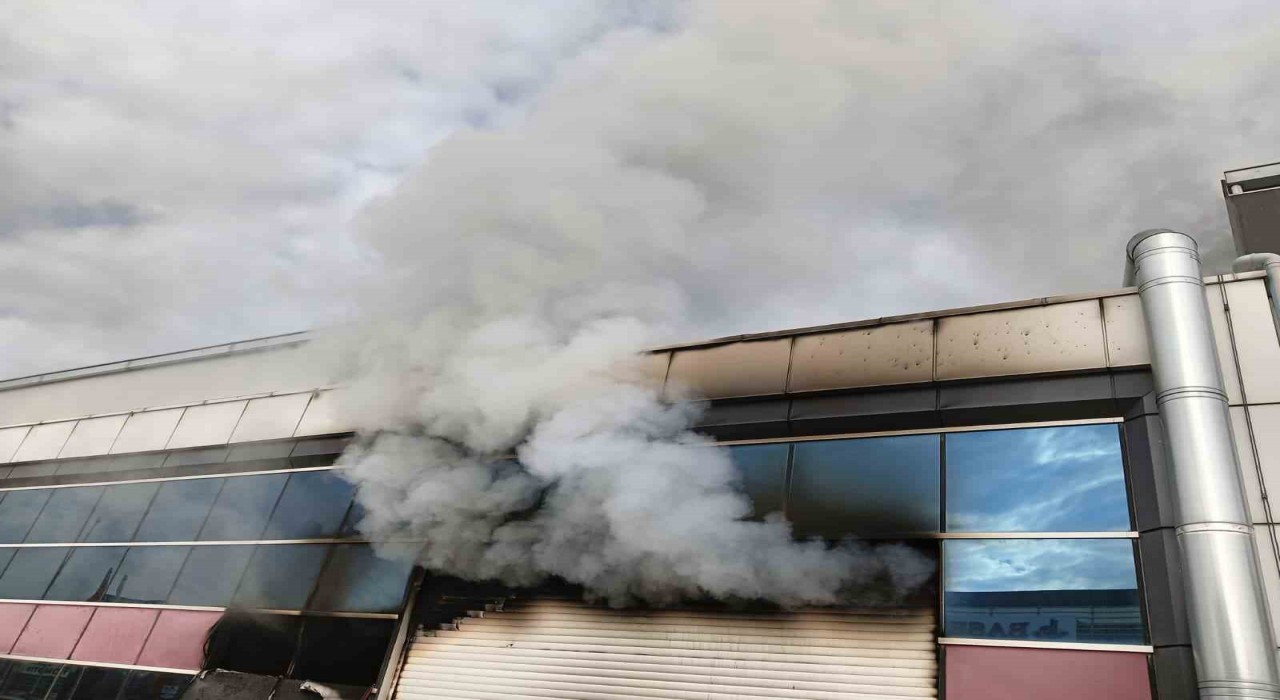 Ankarada OSBde yangın