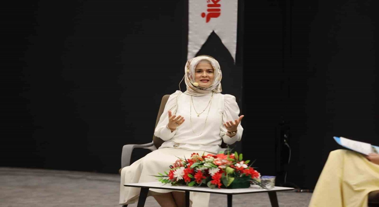 Anne tutumu, çocuğun geleceğini belirliyor