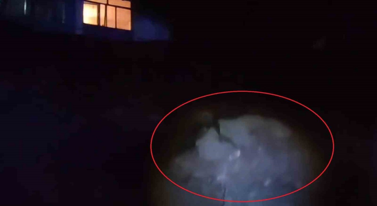 Antalyada inşaat kazı çalışmaları sırasında toprak kayması: Bir ev tahliye edildi