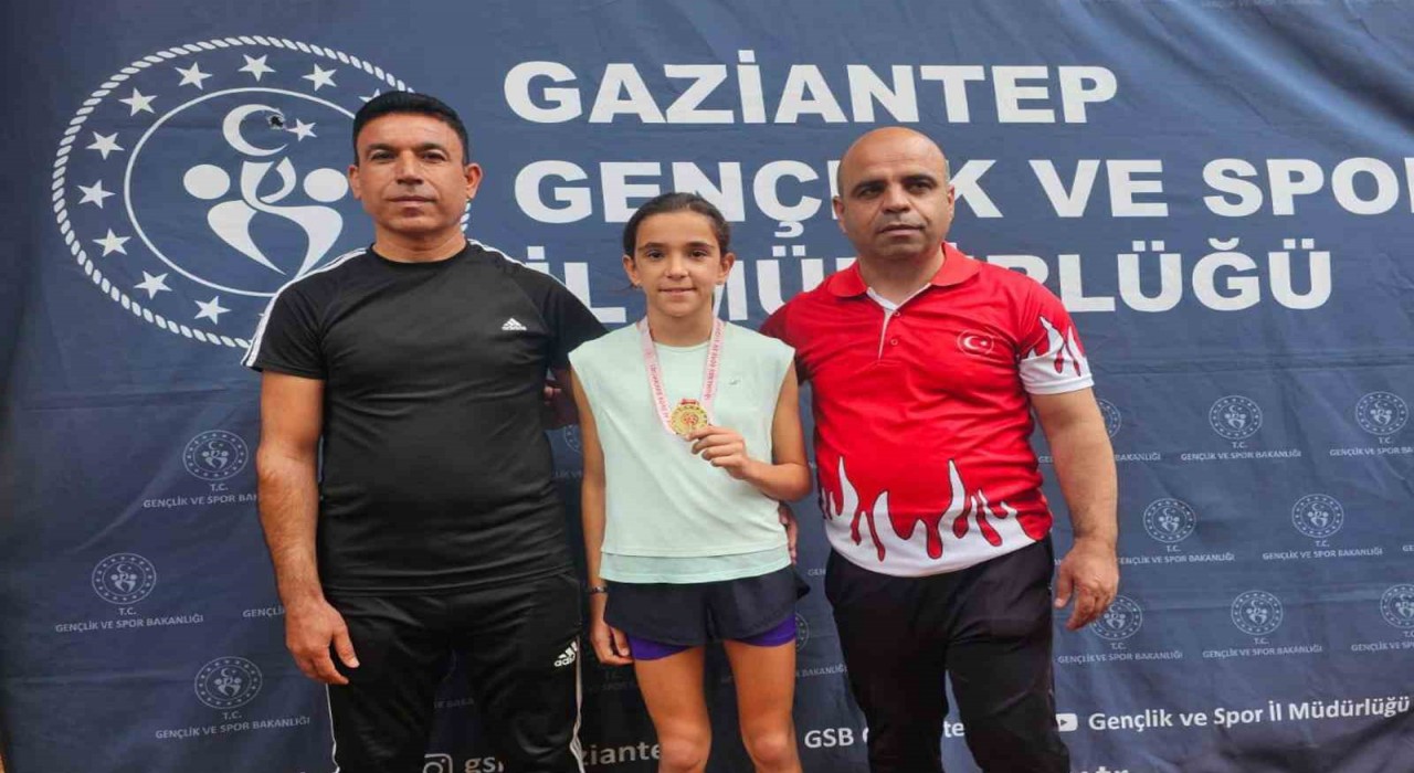 Arabanlı sporcu, atletizmde il birincisi oldu