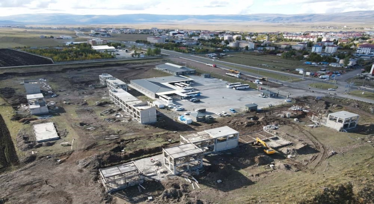 Ardahan Belediyesi Galericiler sitesi inşaatı tüm hızıyla sürüyor