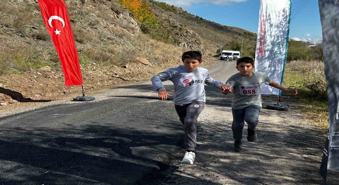 Ardahanın koşan yıldızları Posofta parladı