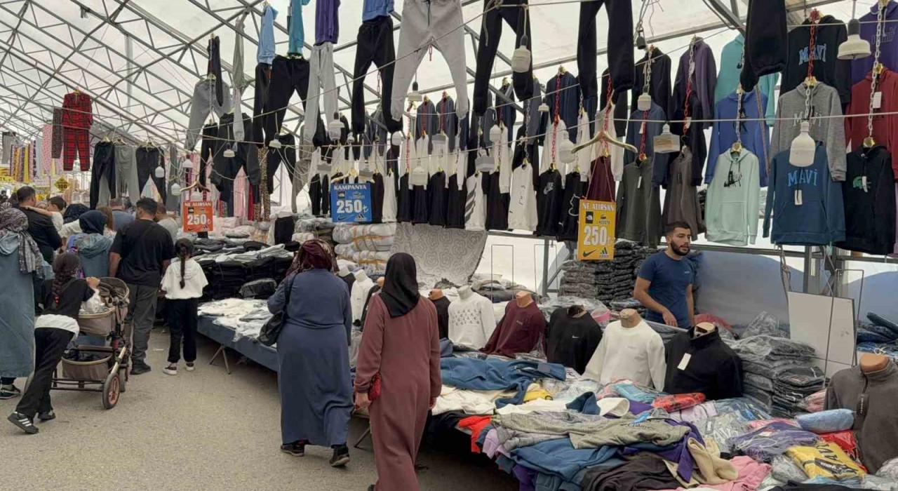 Asırlık Zile Panayırında satışa sunulan taklit ürünler tepkilere neden oldu